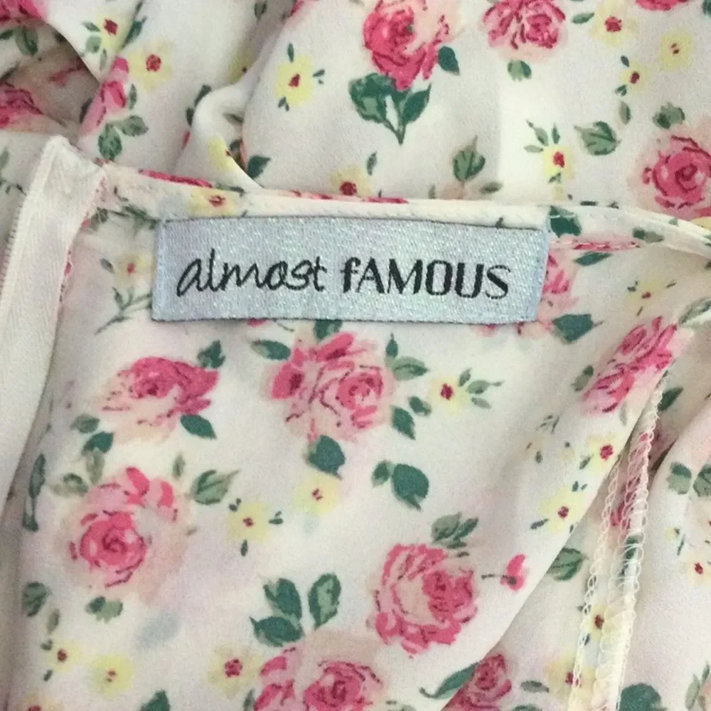 Juniors' Almost Famous Short Sleeve Emma‎ Ruched Mini Dress Sz Med